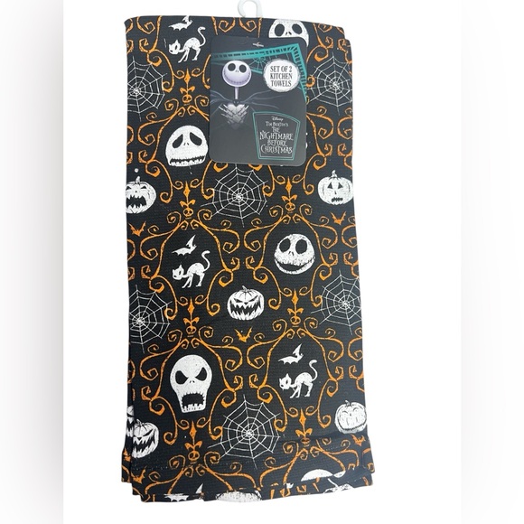 Nightmare Before Christmas 2 Pack Kitchen Towels - Picture 1 of 2